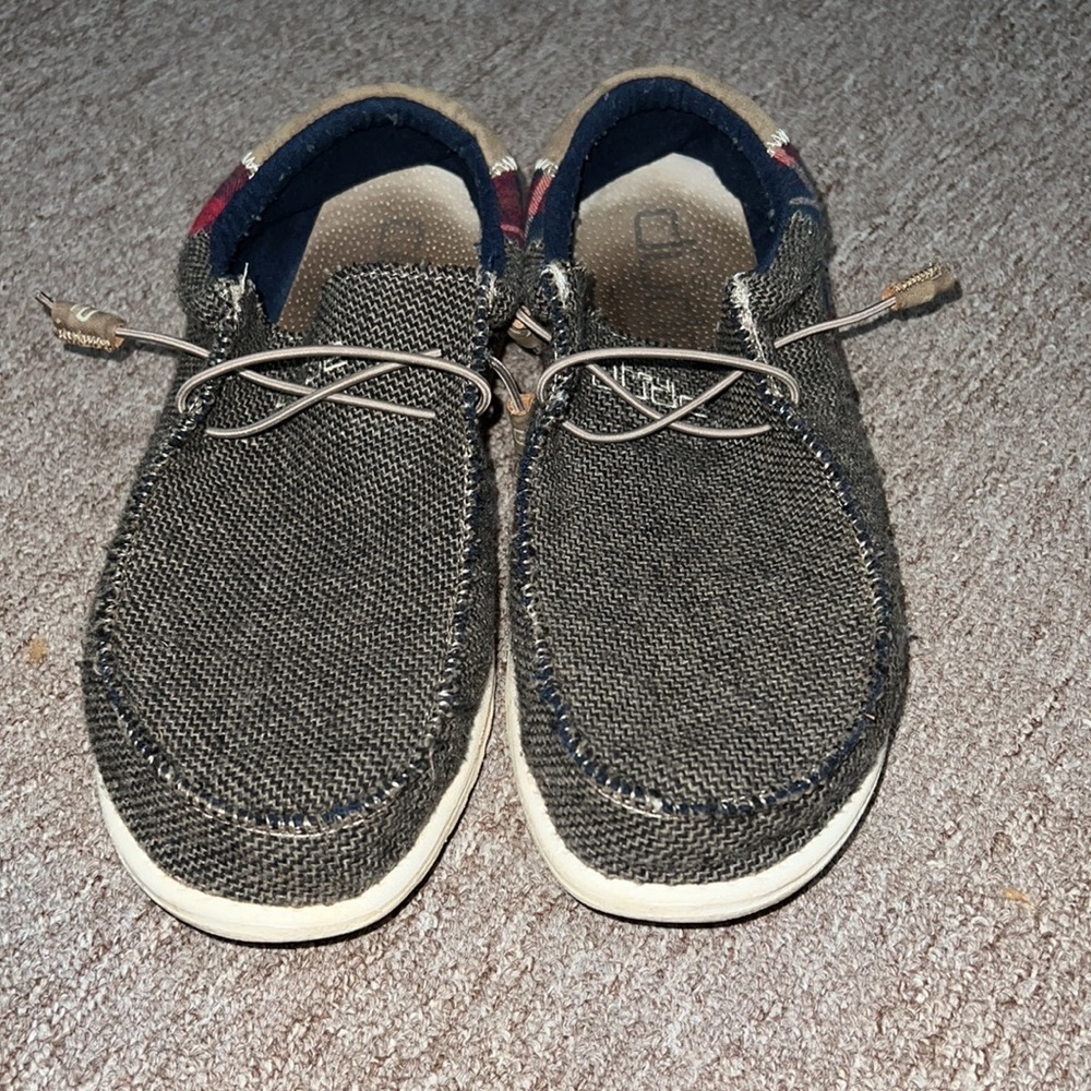 Hey Dude slip ons